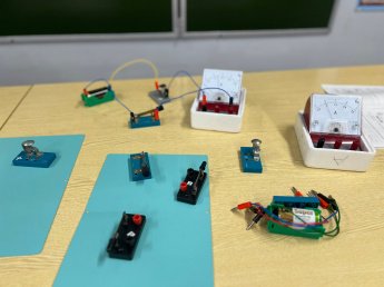 Лабораторная работа по физике «СБОРКА И ПРОВЕРКА РАБОТЫ ЭЛЕКТРИЧЕСКОЙ ЦЕПИ»