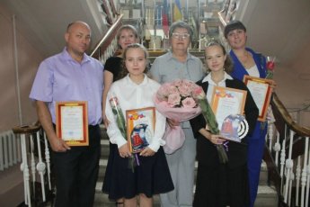 Поздравляем с заслуженными наградами