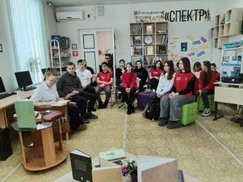 «Чеховские волонтёры, или Дети читают детям»